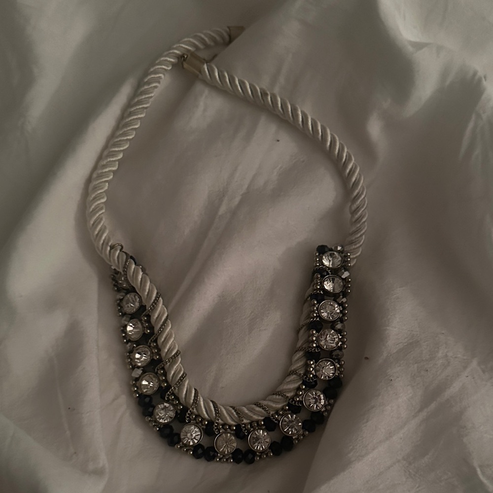 Costume Jewelry Elegant Silver and Black Statement Necklace